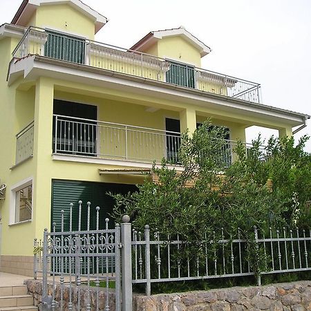 Apartments Vukelic Klenovica Exterior photo